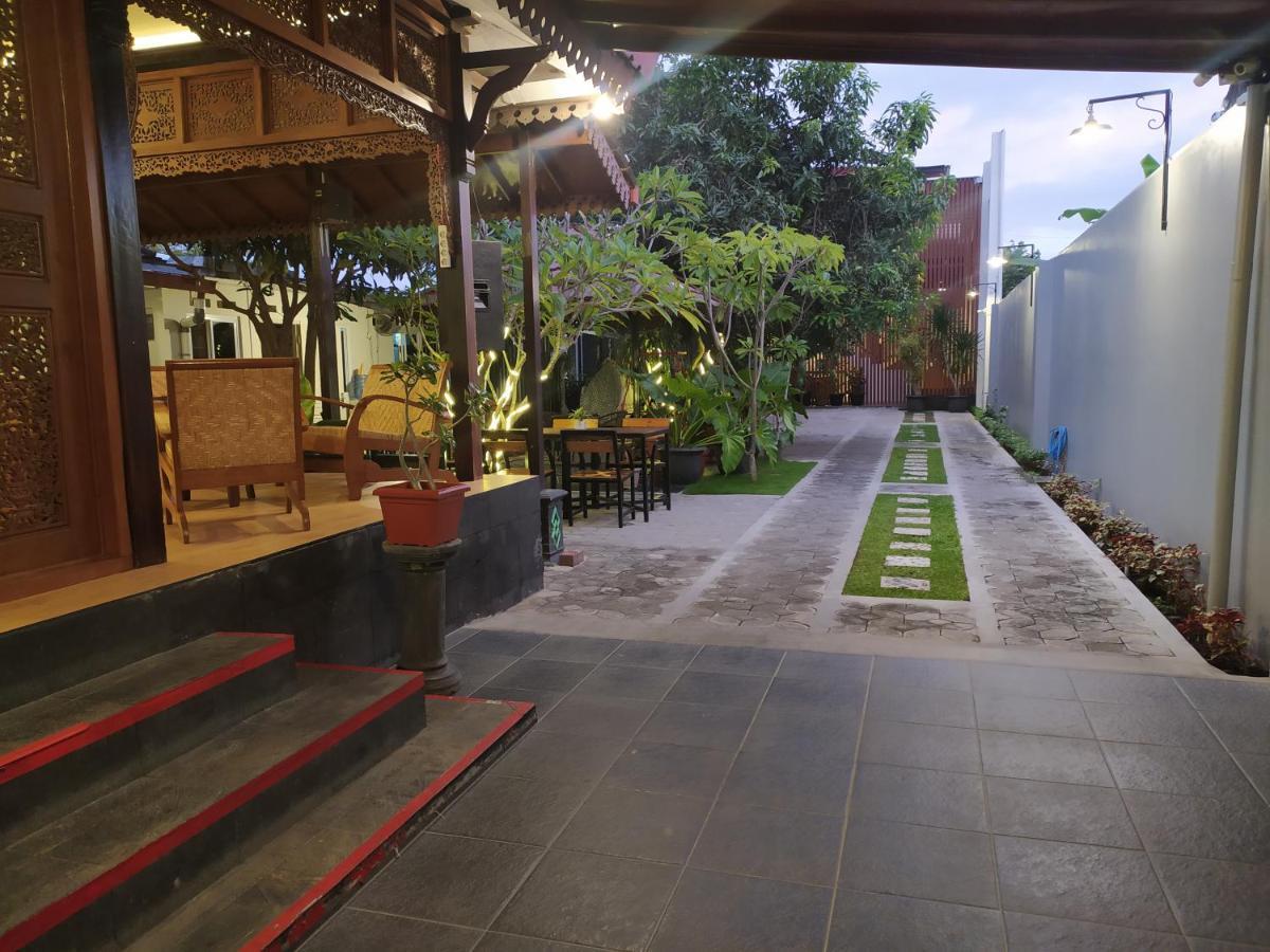 Omah Nayan Hotel Maguwo Exterior foto