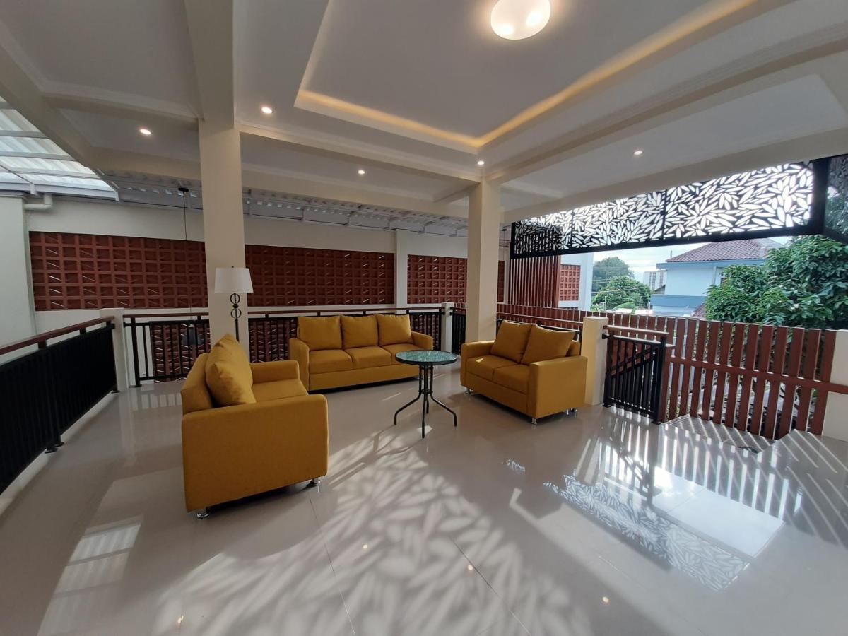 Omah Nayan Hotel Maguwo Exterior foto