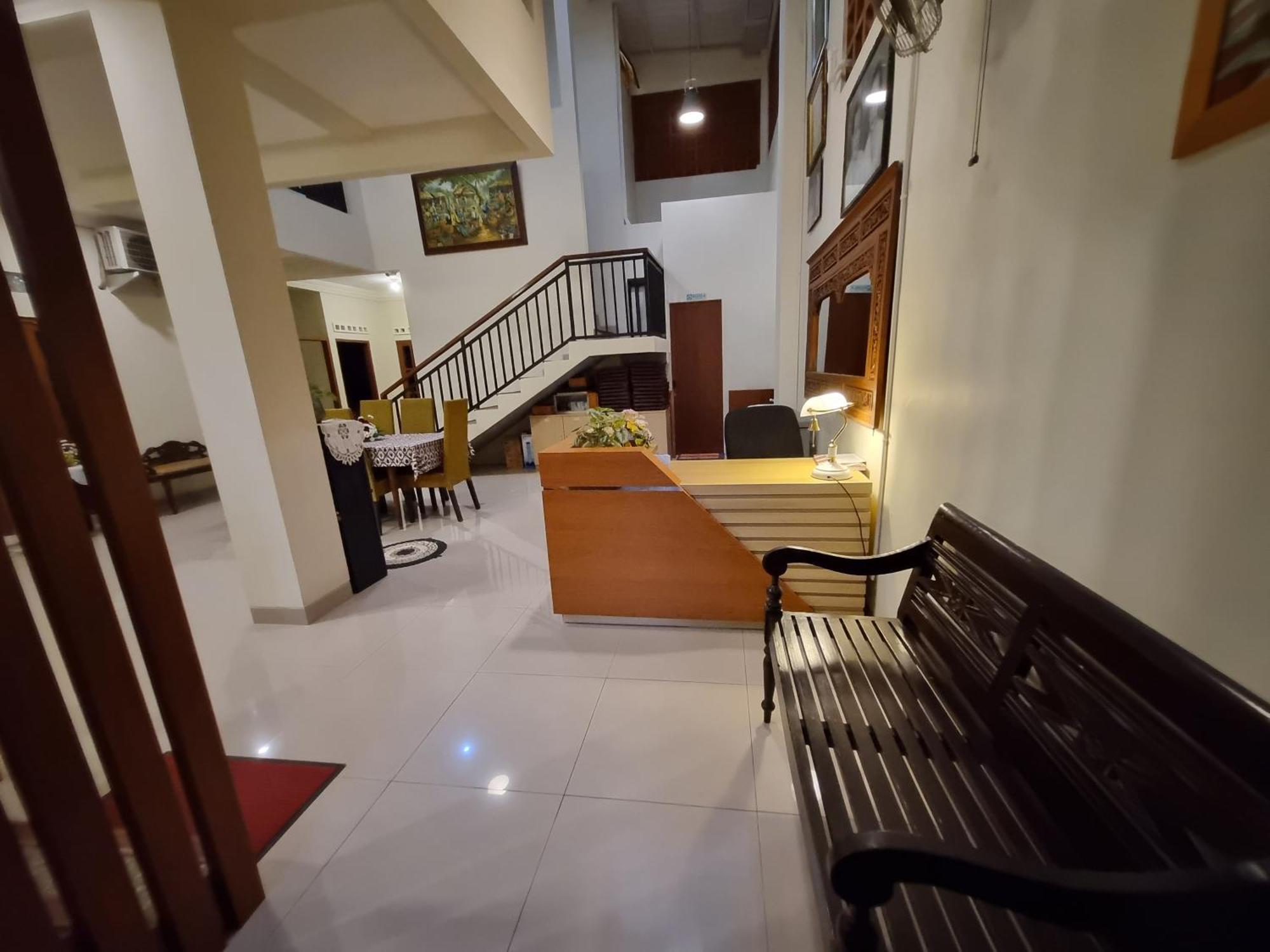 Omah Nayan Hotel Maguwo Exterior foto